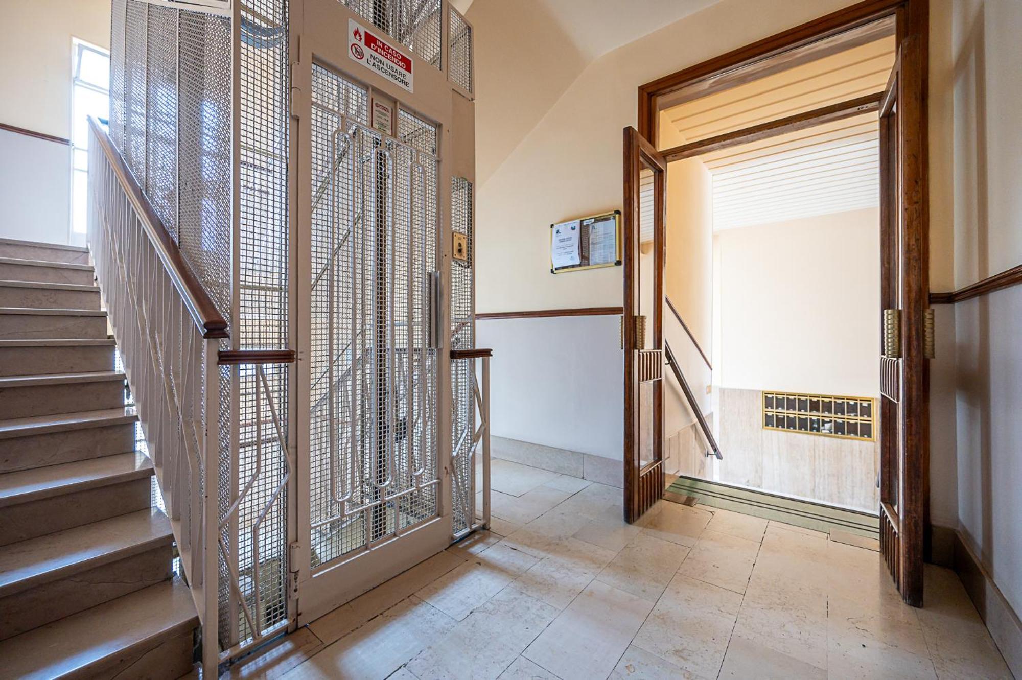 Appartamento Esclusivo - Zona Metro Massaua-Marche Torino Extérieur photo